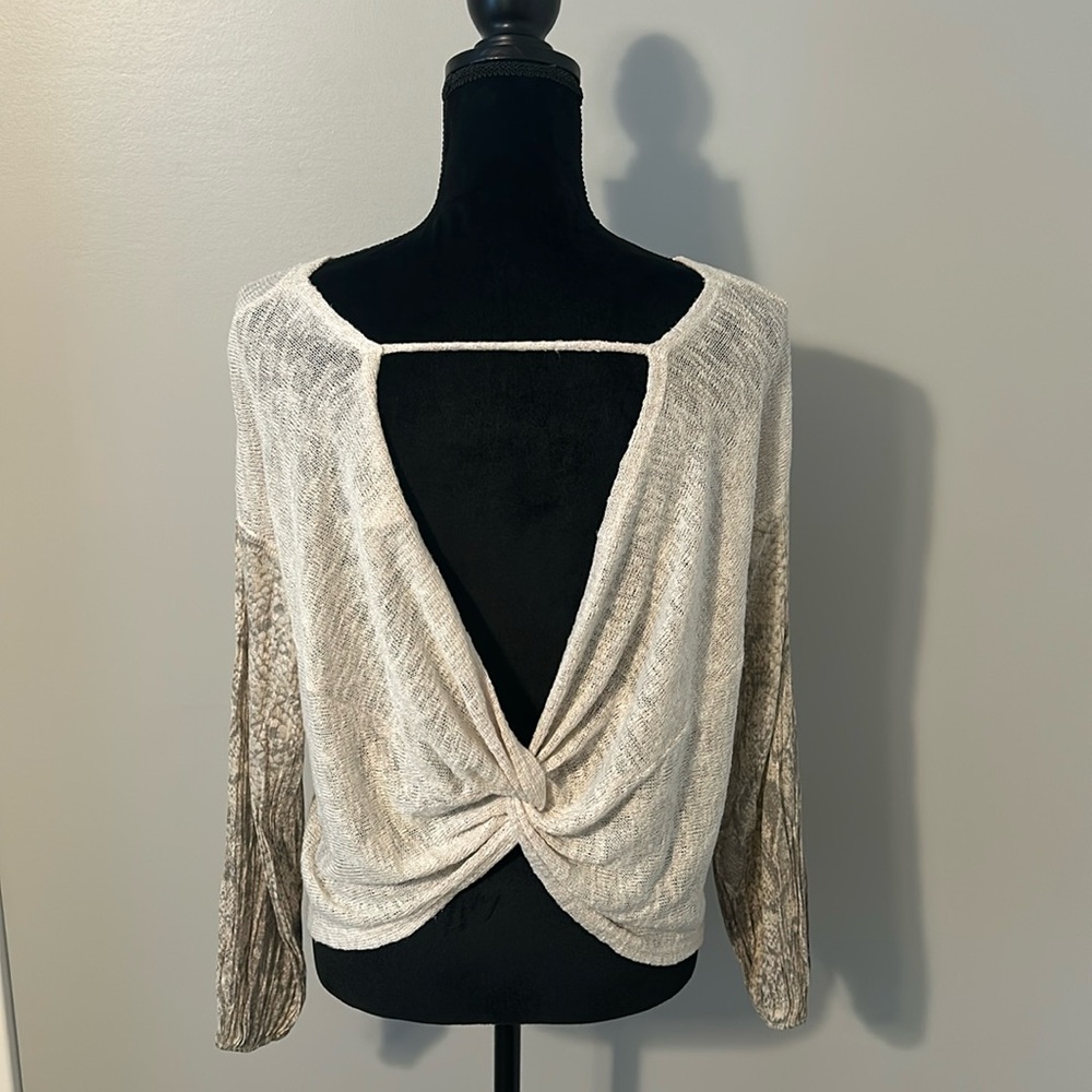BLU Pepper top, light cover